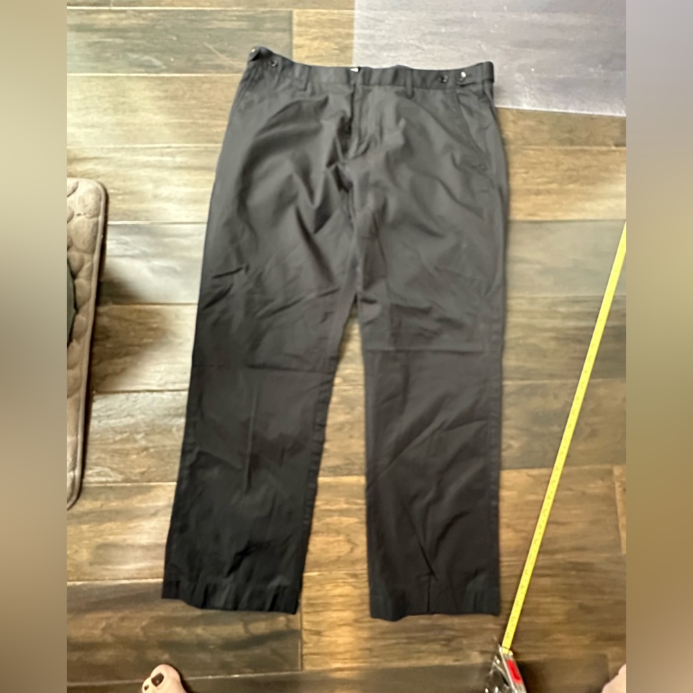 Kenneth Cole 36/32 lightweight golf pants